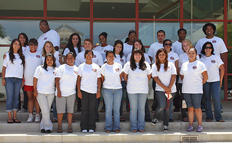 Group photo of the 2008 EOP students.